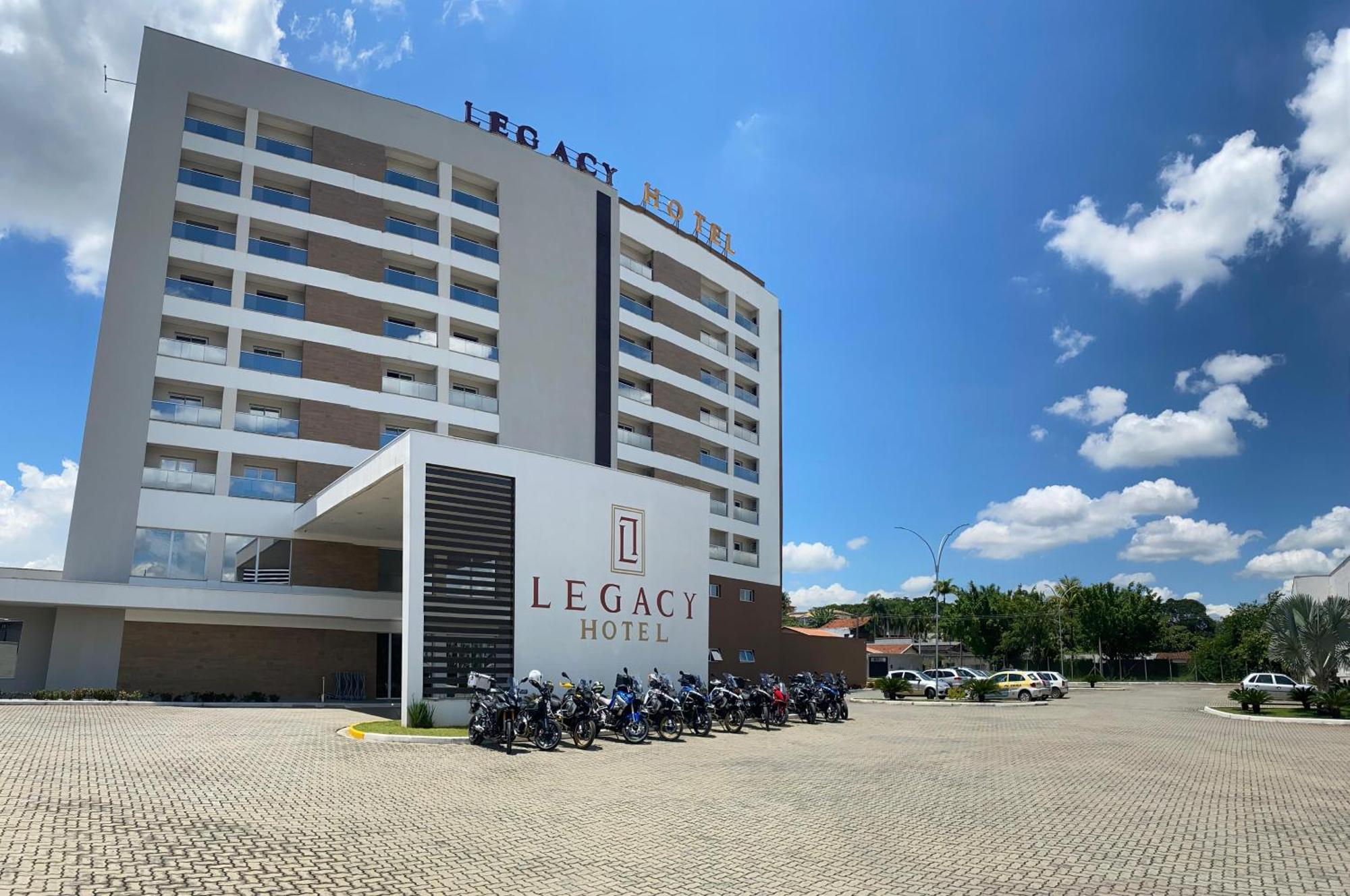Legacy Hotel Guaratingueta - Ao Lado De Aparecida -Sp 外观 照片